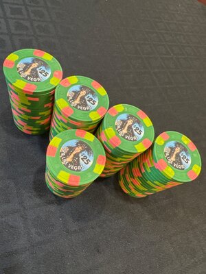 Viva Las Vegas. VLV $25 chips x 97 EXC +